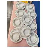 11 - LOT OF PLATES & BOWLS (M223)