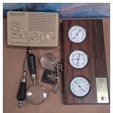 11 - VINTAGE RADIO AND WEATHER STATION