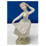 N - TENGRA SPANISH PORCELAIN FIGURINE (B75)