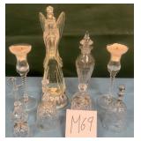 11 - MIXED LOT OF COLLECTIBLES (M69)