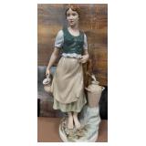 11 - ROYAL DUX STATUETTE 21'T (M75)