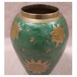 14 - VINTAGE VASE (INDIA) (M18)