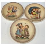 N - THREE COLLECTIBLE HUMMEL PLATES (B161)