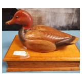 444 -  DUCK KEEPSAKE BOX WITH NOVELTY CURRENCY