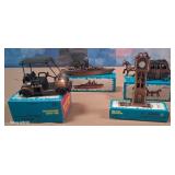 11 - MIXED LOT OF COLLECTIBLES (M121)