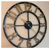 11 - DECORATIVE WALL CLOCK 35'DIA