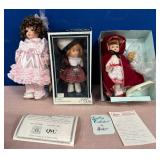 11 - LOT OF THREE COLLECTIBLE DOLLS (M221)