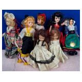 11 - LOT OF COLLECTIBLE DOLLS (M207)