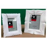 43 - LOT OF TWO THREE HANDS PHOTO FRAMES (P87)