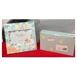 43 - DINOSAUR BABY FRAME AND BOX (C50)