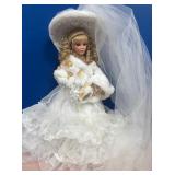 11 - COLLECTIBLE BRIDE DOLL (M100)
