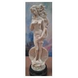 11 - VENUS STATUETTE (M125)
