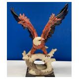 N - LEONARDO COLLECTION AMERICAN EAGLE FIGURINE