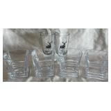 B - MIXED LOT OF VINTAGE GLASSWARE (F85)