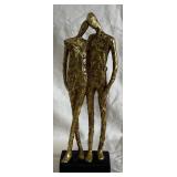 B - ROMANTIC COUPLE SCULPTURE (B102)