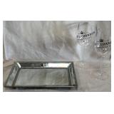 B - VINTAGE MIRRORED TRAY & CHAMPAGNE FLUTES (C27)