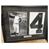 SIGNED WILLIE MAYS