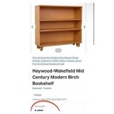 M -  HEYWOOD THREE-SHELF BOOKCASE 32X35' (L29)