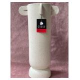 43 - THREE HANDS CERAMIC VASE (T20)