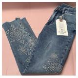 9 - COCO+CARMEN EVER STRETCH EMBROIDERED JEANS