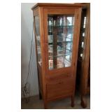 Z - VINTAGE DISPLAY CABINET  60X17X22' (A29)
