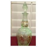 Z - VINTAGE GREEN GLASS DECANTER (L38)