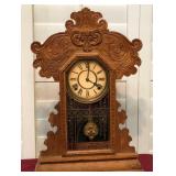 Z - ANTIQUE GINGERBREAD CLOCK (L48)