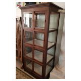 Z - VINTAGE CURIO CABINET WITH SLIDING DOORS (A37)