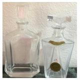 Z - TWO VINTAGE COLLECTIBLE DECANTERS (A76)