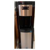 Q - BOTTOM-LOAD WATER DISPENSER (K48)