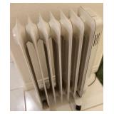 Q - RADIATOR HEATER WITH WHEELS