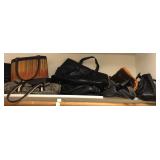 Q - MIXED LOT OF PURSES (M62)