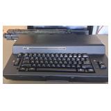 Q - SEARS ELECTRONIC CORRECTOR TYPWEWRITER