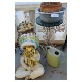 Q - GARDEN STATUES,WATERING CAN,PLANTER POTS ETC