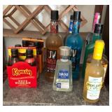 Q - MIXED LOT OF BOTTLES (C7)