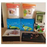 Q - FOOD STORAGE, APRON/MITTS SET, SALAD SETS (E2)