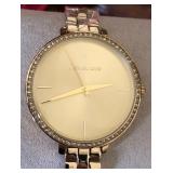 Q - MICHAEL KORS WATCH (M14)