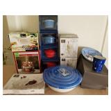 Q - SAUCE BOAT, TOY SHOP, MINI DUTCH OVENS (E6)