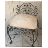 Q - BOUDOIR VANITY STOOL (M67)