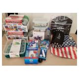 Q - FOOD CONTAINERS, BINOCULARS, EGG CARRIER (E10)