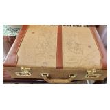 Q - VINTAGE ANTIQUED BRIEFCASE