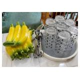 Q - GLASSWARE, TRAY, BANANA BUNCH COOKIE JAR