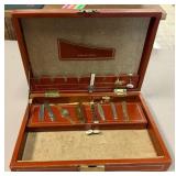 D - MEN'S JEWELRY BOX WITH TIE BARS (J27)