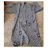 D - JAPANESE MEN'S YUKATA ROBE (R12)