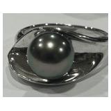 STERLING SILVER PEARL RING 5.90GRS
