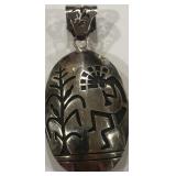 STERLING SILVER MAN IN MAZE PENDANT 38.4 GRS