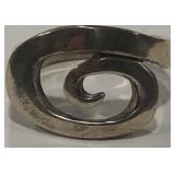 STERLING SILVER RING 7.3GRS