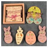9 - GIRLS JEWELRY AND EARRINGS LOT