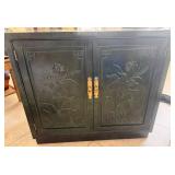 12 - HENREDON SIDEBOARD / CABINET
