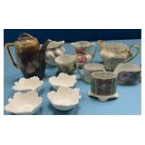 488 - MIXED LOT OF COLLECTIBLES (D213)